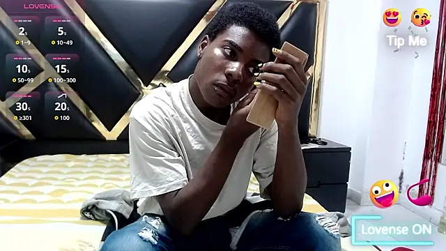 Snapshot of NoahJhonson69 chatting on 03-06-26, 11:17 NoahJhonson69 online show from 03-06-26, 11:17