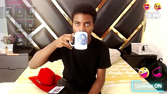 Snapshot of NoahJhonson69 chatting on 03-12-26, 11:16 NoahJhonson69 online show from 03-12-26, 11:16