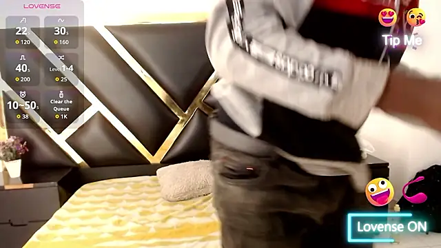 Snapshot of NoahJhonson69 chatting on 03-19-26, 11:58 NoahJhonson69 online show from 03-19-26, 11:58