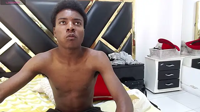 NoahJhonson69 online show from 04-29-26, 11:25