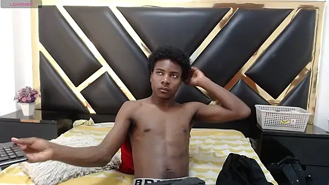 NoahJhonson69 online show from 06-15-26, 11:56