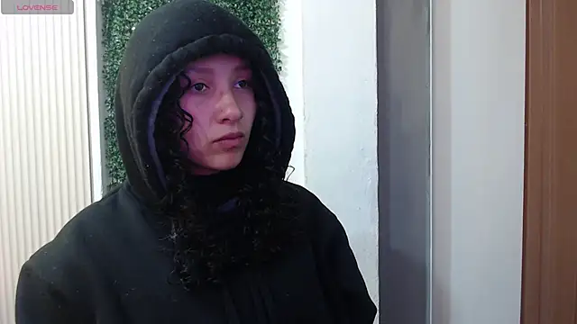 pettymoon1 online show from 12-14-25, 11:48