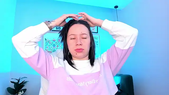 Annie Petters online show from 12-01-25, 11:59