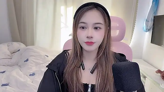 TTtia  online show from 12-17-25, 01:11