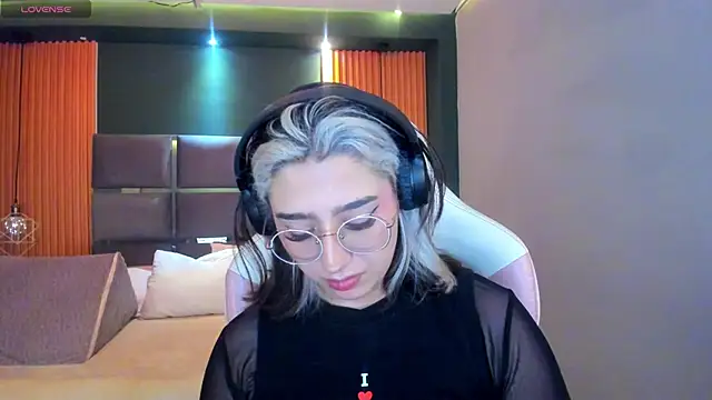 GabyRose9 online show from 05-06-26, 04:30