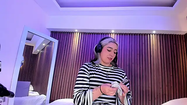 GabyRose9 online show from 05-07-26, 07:30