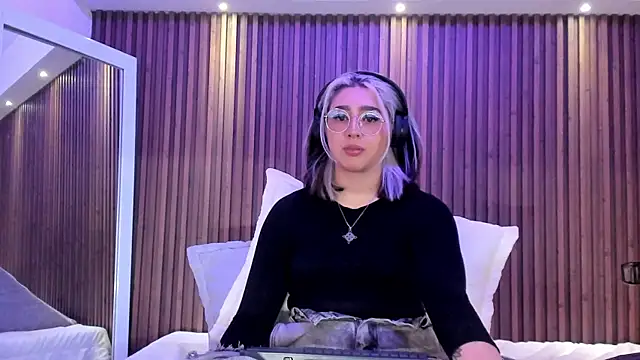 GabyRose9 online show from 05-12-26, 07:55