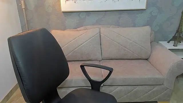 Isabela clk online show from 12-19-25, 07:43