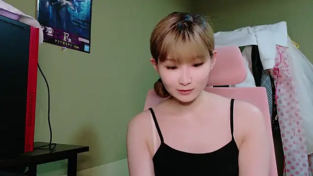 Snapshot of miyu0003 chatting on 07-16-26, 12:22 miyu0003 online show from 07-16-26, 12:22