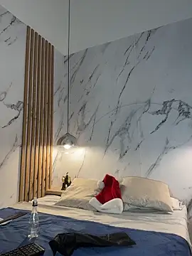 IsabelaStefano online show from 12-21-25, 03:24