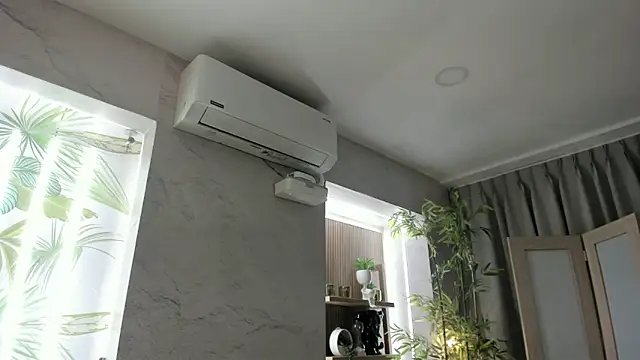 Snapshot of IsabelaStefano chatting on 03-07-26, 03:03 IsabelaStefano online show from 03-07-26, 03:03