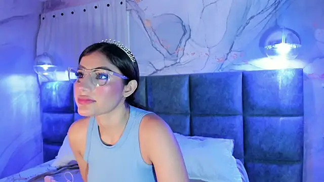 Snapshot of IsabelaStefano chatting on 04-13-26, 03:01 IsabelaStefano online show from 04-13-26, 03:01