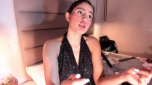 Snapshot of IsabelaStefano chatting on 06-12-26, 03:16 IsabelaStefano online show from 06-12-26, 03:16