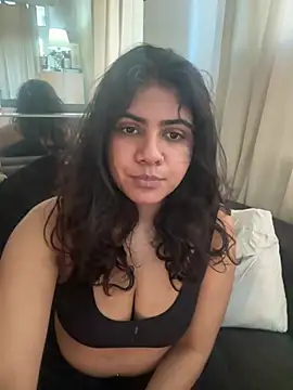 TiaBella  online show from 02-25-26, 03:10