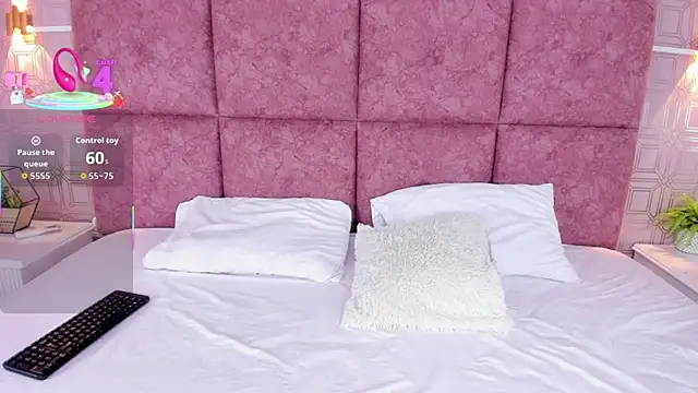 NathalieRoss1 online show from 01-13-26, 09:53