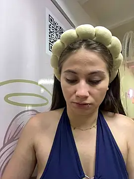 MiaWhiteBunny online show from 06-24-26, 09:03