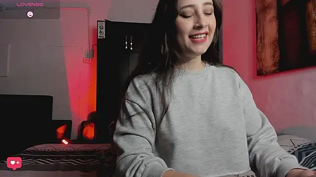 Snapshot of melissaxrose chatting on 02-19-26, 09:33 melissaxrose online show from 02-19-26, 09:33