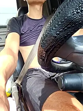 huykkk99 online show from 11-28-25, 02:03