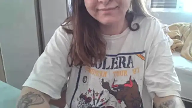 Snapshot of xxxluana chatting on 03-28-26, 04:28 xxxluana online show from 03-28-26, 04:28