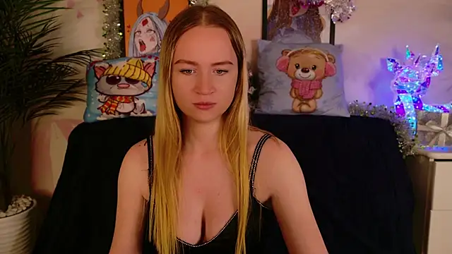 BigTitsLady- online show from 12-15-25, 10:25