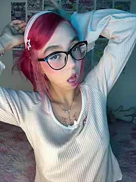 Snapshot of Valen-Foxx1 chatting on 02-22-26, 06:24 Valen-Foxx1 online show from 02-22-26, 06:24