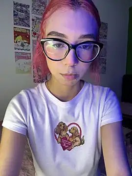 Snapshot of Valen-Foxx1 chatting on 03-10-26, 05:56 Valen-Foxx1 online show from 03-10-26, 05:56