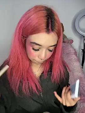 Snapshot of Valen-Foxx1 chatting on 03-28-26, 06:24 Valen-Foxx1 online show from 03-28-26, 06:24