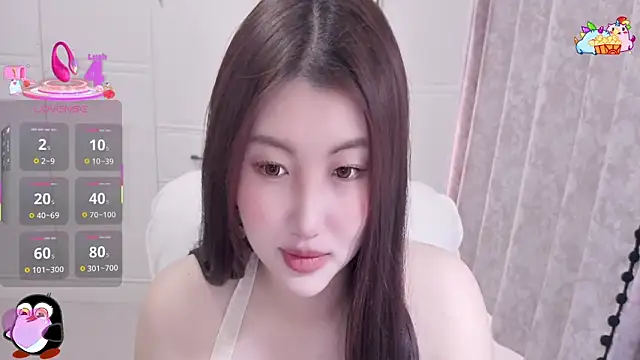 XIAOFENG-2025 online show from 04-08-26, 01:38
