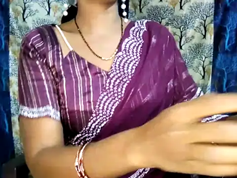 Sassy Shanvi online show from 12-17-25, 11:33