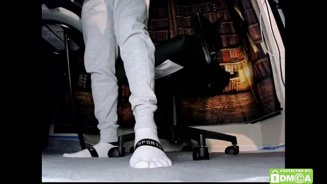 Snapshot of justshutupandwatch chatting on 02-10-26, 07:07 justshutupandwatch online show from 02-10-26, 07:07