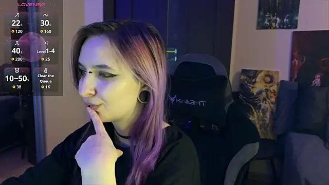 Snapshot of lavender_monster chatting on 02-08-26, 08:45 lavender monster online show from 02-08-26, 08:45