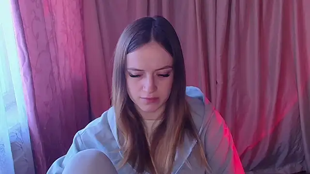 Illa May online show from 03-14-26, 10:42