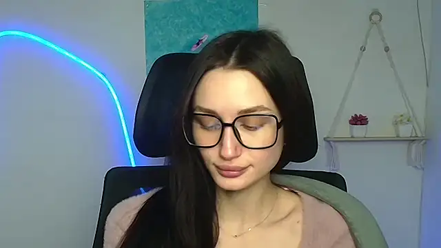 Snapshot of Stella_XO chatting on 02-13-26, 07:04 Stella XO online show from 02-13-26, 07:04