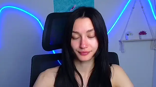 Stella XO online show from 04-29-26, 05:44