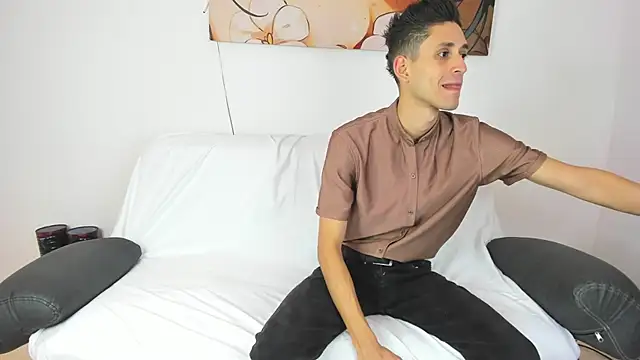 dracke and zara online show from 12-17-25, 12:22