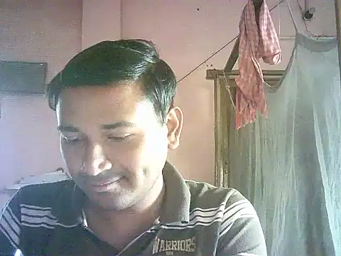 Snapshot of handsome12345_ chatting on 01-12-26, 02:28 handsome12345 online show from 01-12-26, 02:28