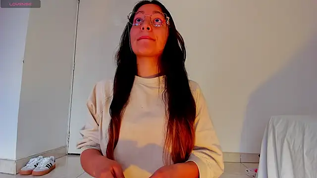 Julieta Lein  online show from 01-08-26, 08:11