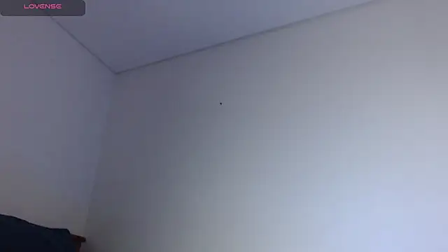 MikeSantoss1 online show from 12-04-25, 12:53