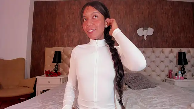 Snapshot of DaimondJohnson chatting on 02-26-26, 04:22 DaimondJohnson online show from 02-26-26, 04:22