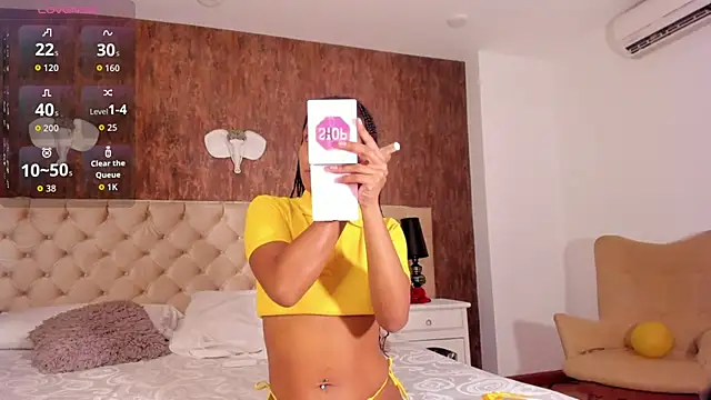 Snapshot of DaimondJohnson chatting on 03-12-26, 04:40 DaimondJohnson online show from 03-12-26, 04:40