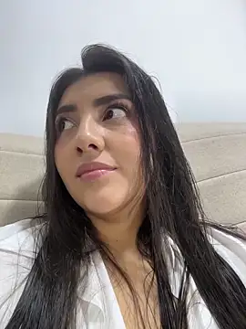 Snapshot of Sammyy_torres chatting on 02-14-26, 04:20 Sammyy torres online show from 02-14-26, 04:20