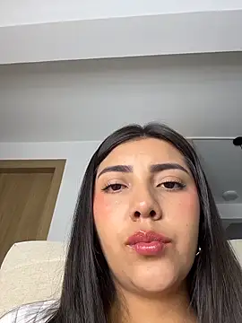 Snapshot of Sammyy_torres chatting on 03-14-26, 05:35 Sammyy torres online show from 03-14-26, 05:35