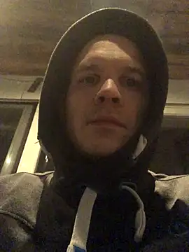 Spielzeugtwink online show from 01-08-26, 11:07