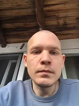 Spielzeugtwink online show from 03-30-26, 01:45