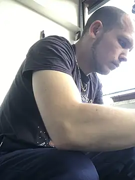 Spielzeugtwink online show from 04-27-26, 12:47