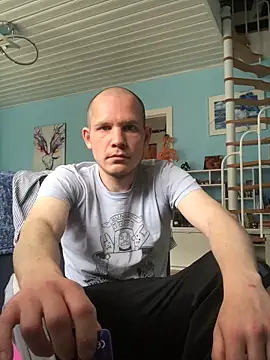 Spielzeugtwink online show from 05-06-26, 02:55
