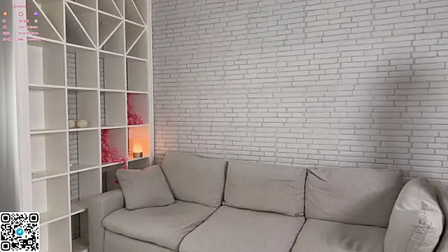 Snapshot of KissYourTessa chatting on 06-19-26, 02:16 KissYourTessa online show from 06-19-26, 02:16