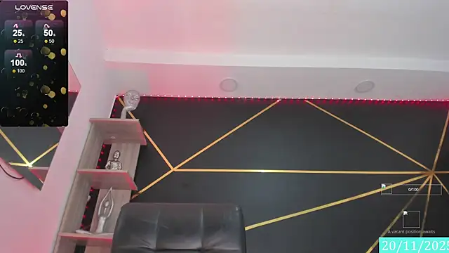 Snapshot of Amora_Sex chatting on 11-20-25, 10:09 Amora Sex online show from 11-20-25, 10:09