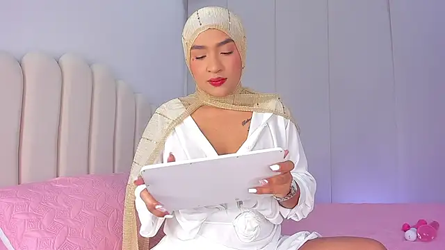 Amira-Zahra online show from 05-01-26, 10:25