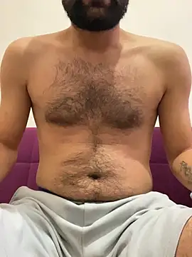 Snapshot of metro-2034 chatting on 11-19-25, 10:32 metro-2034 online show from 11-19-25, 10:32